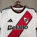 Camisa River Plate 2026/27 – Titular – Branca