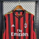 Camisa Retrô Milan 2013/14 – Titular Manga Longa – Vermelha e Preta