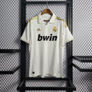 Camisa Retrô Real Madrid 2011/12 – Titular – Branca e Dourada
