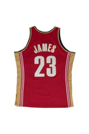 Regata NBA – Cleveland Cavaliers Lebron James 2003/04 – Mitchell & Ness – Vermelha