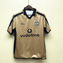 Camisa Retrô Manchester United – Dupla Face – Branca e Preta, Dourada e Preta – Edição 100 anos