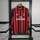 Camisa Retrô Milan 2013/14 – Titular Manga Longa – Vermelha e Preta