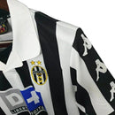 Camisa Retrô Juventus 2011/2012 – Preta e Branca – Nike